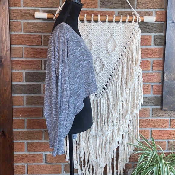 πΉ Material Girl Crop Sweater - Picture 3 of 5